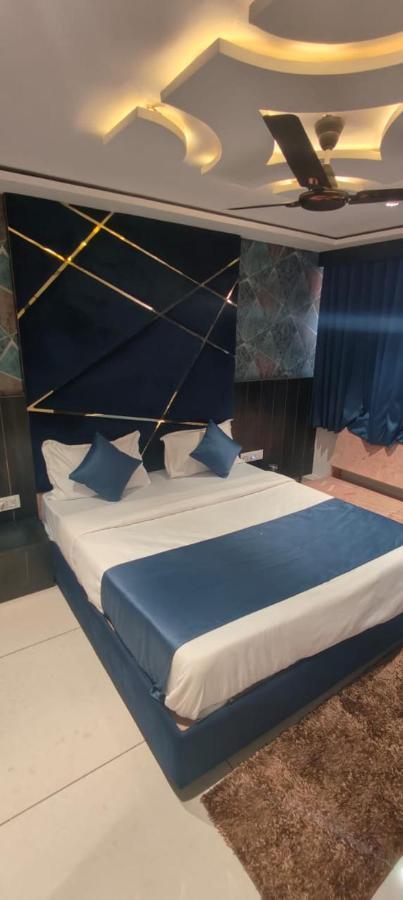 Prime View Hotel Ahmedabad Eksteriør billede